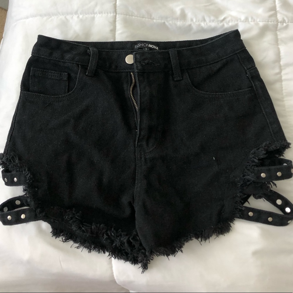Studded-detail short shorts